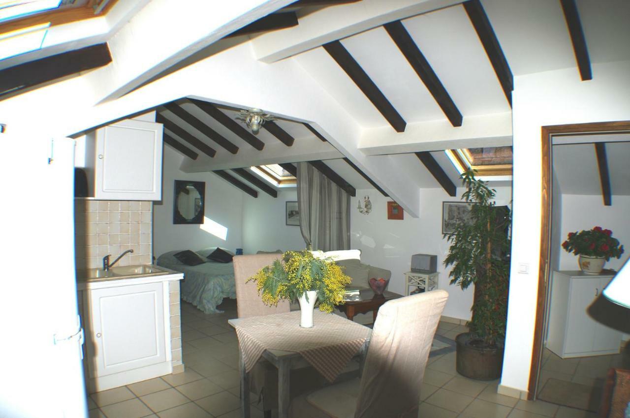 Studio Le Petit Nid D'Amour Meuble Tourisme 3 Etoiles Poggio Santa-Lucia-di-Tallano Bagian luar foto